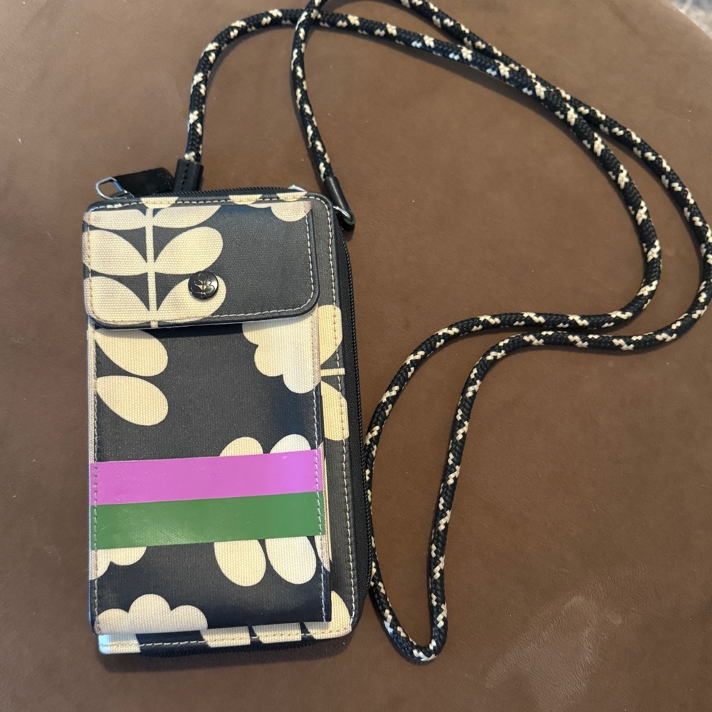 Stylish Black and White Phone Crossbody Bag